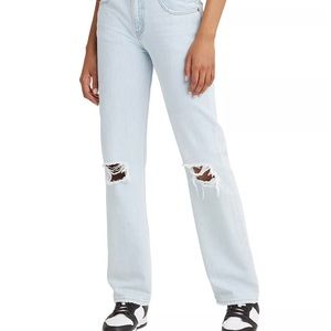 Levi low pro straight jeans. Size 28